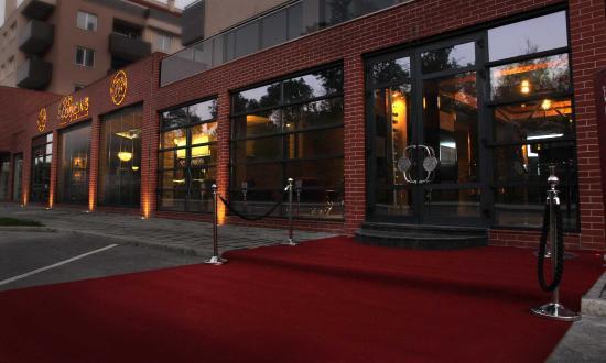 Buda's Restaurant Bar Lounge